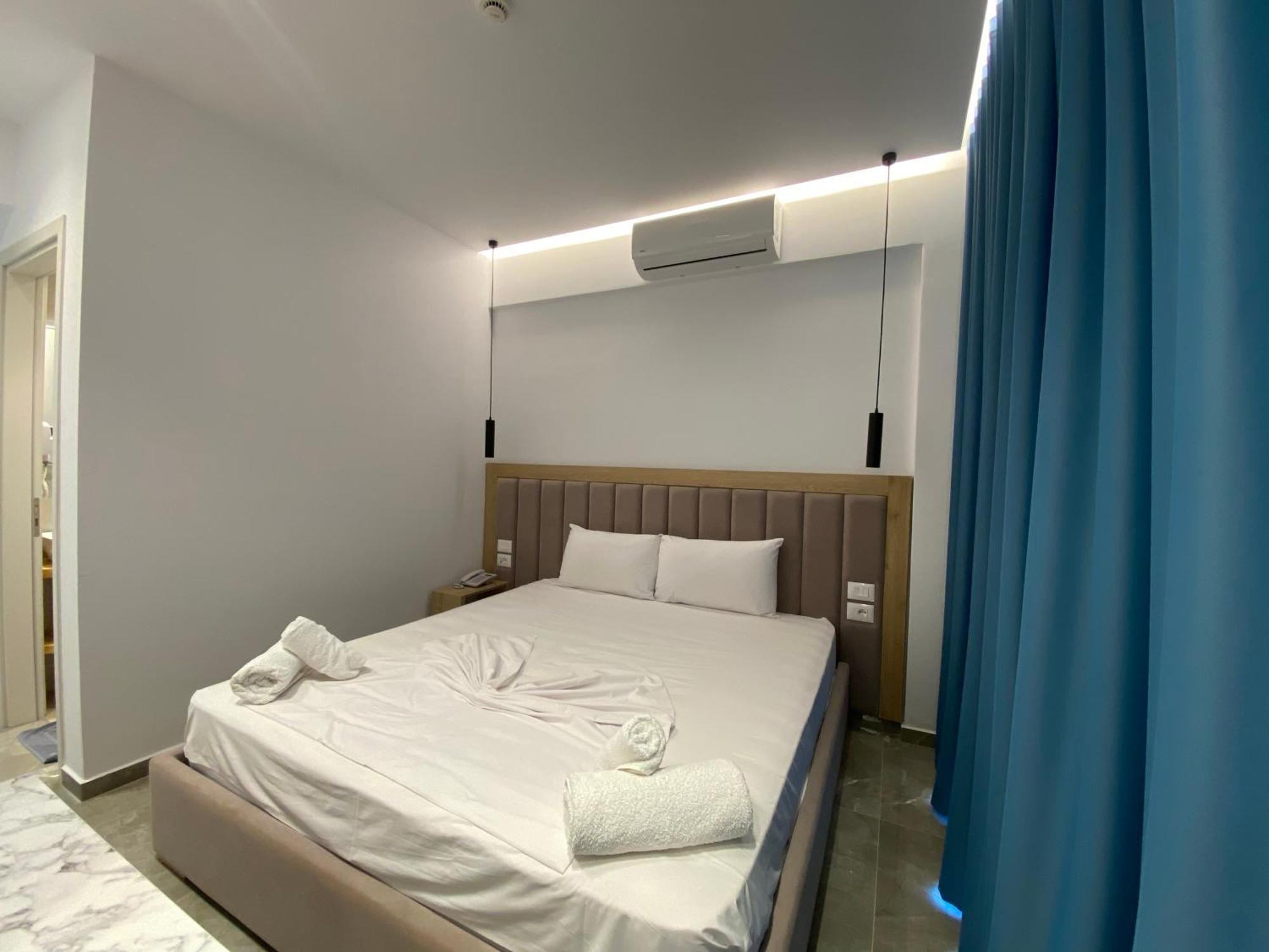 Monel Hotel كساميل المظهر الخارجي الصورة