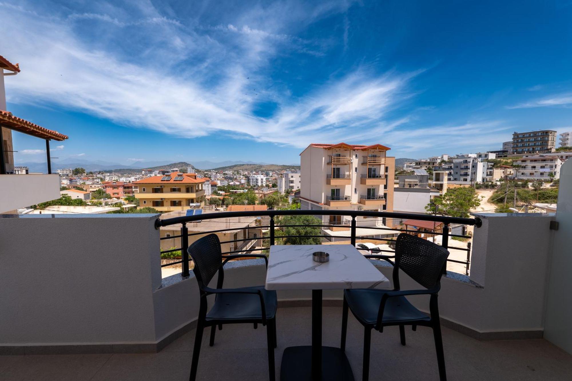 Monel Hotel كساميل المظهر الخارجي الصورة