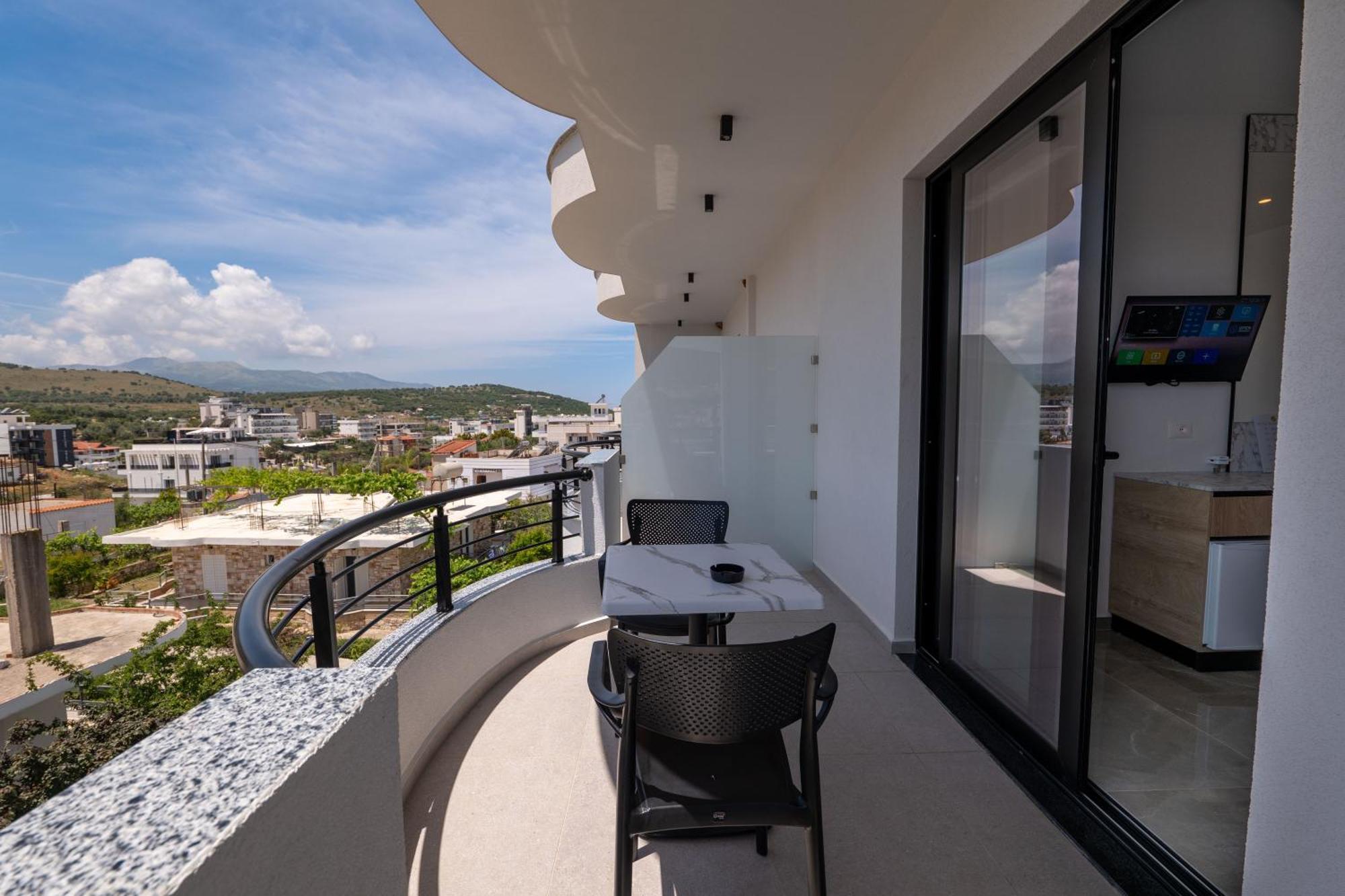 Monel Hotel كساميل المظهر الخارجي الصورة