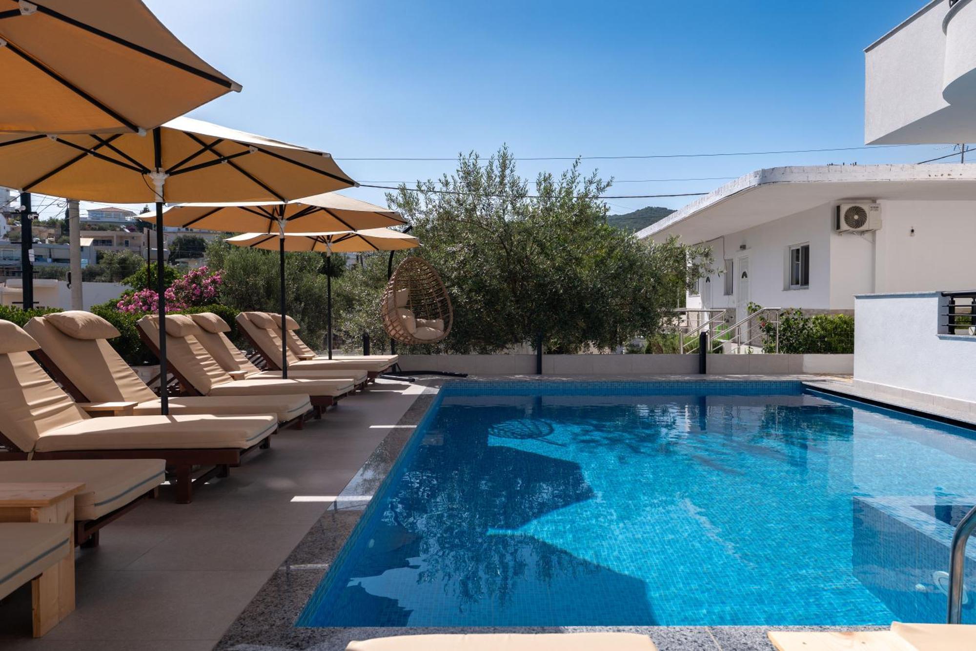 Monel Hotel كساميل المظهر الخارجي الصورة