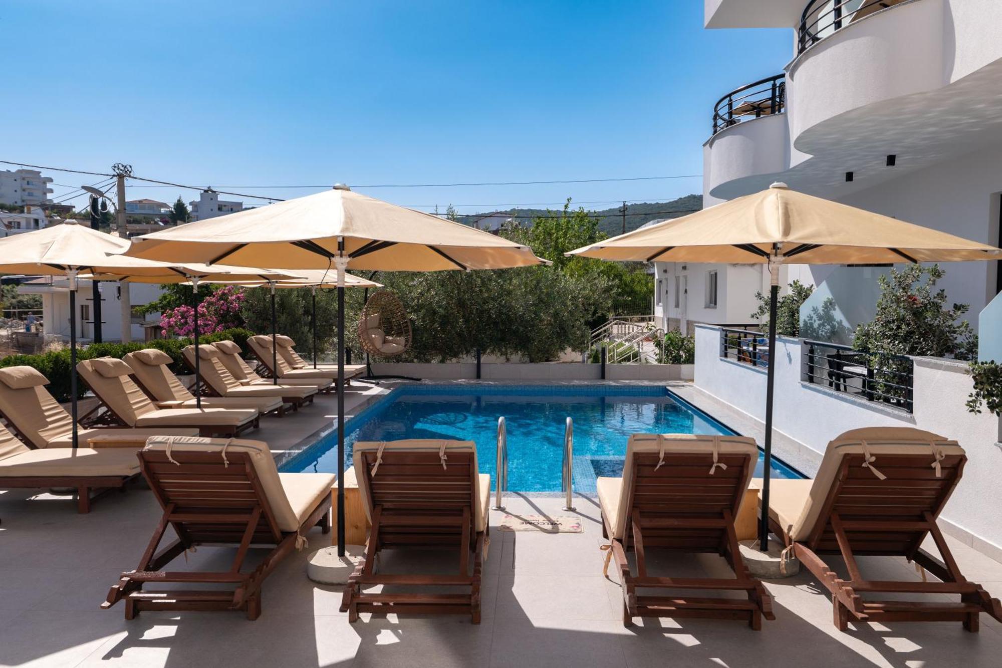 Monel Hotel كساميل المظهر الخارجي الصورة