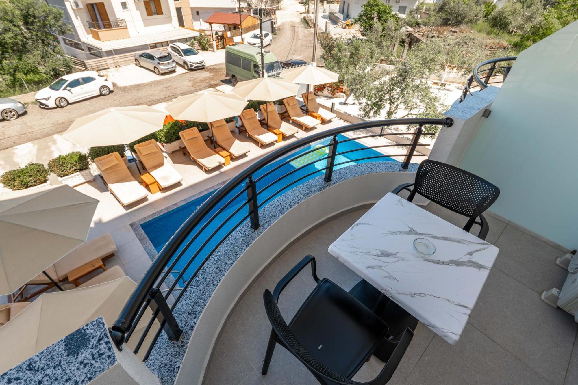 Monel Hotel كساميل المظهر الخارجي الصورة