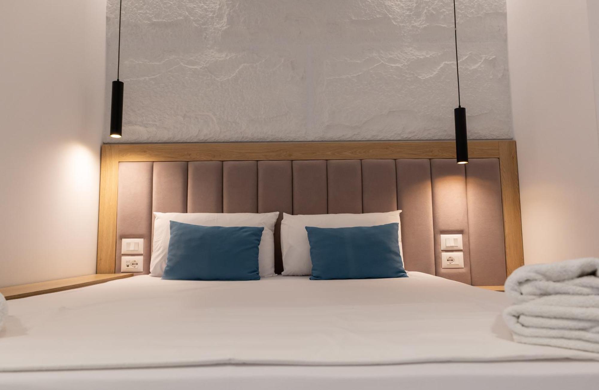 Monel Hotel كساميل المظهر الخارجي الصورة