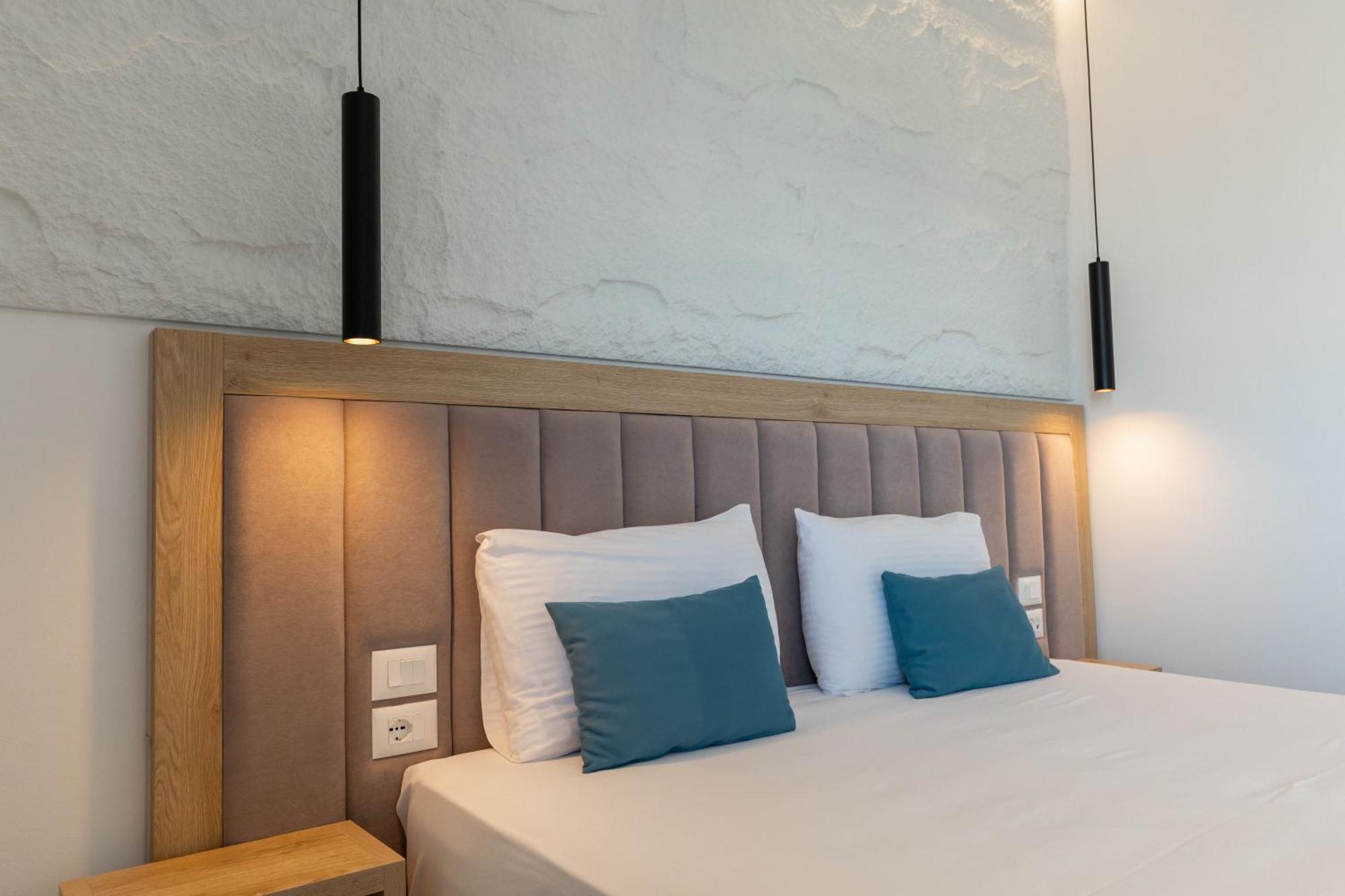 Monel Hotel كساميل المظهر الخارجي الصورة